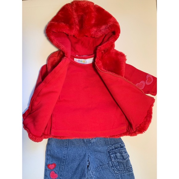 Girls’ Miniwear Faux Fur Vest & Jean Set - Picture 3 of 8